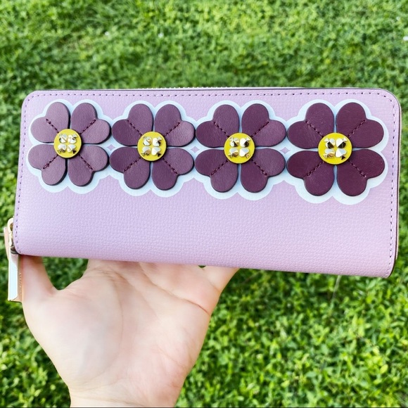 NWT Kate Spade ♠️ Zip-Around Wallet - Picture 2 of 6